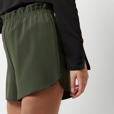 Khaki green casual shorts